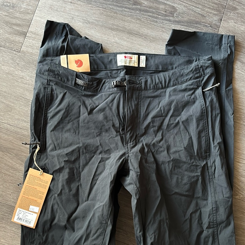 Fjallraven women’s High Coast hiking trousers. NWT